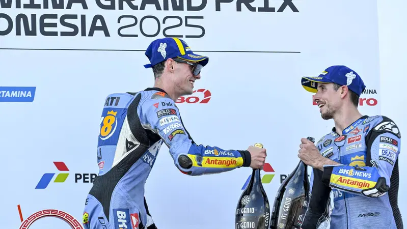 MotoGP 2025. GP dell'Indonesia. Alex Marquez, tra la gioia del terzo posto e il dolore per Marc: "Non vorrei essere qui"