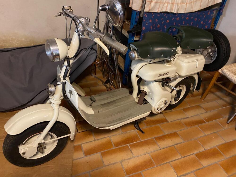 Lambretta 150d (3)