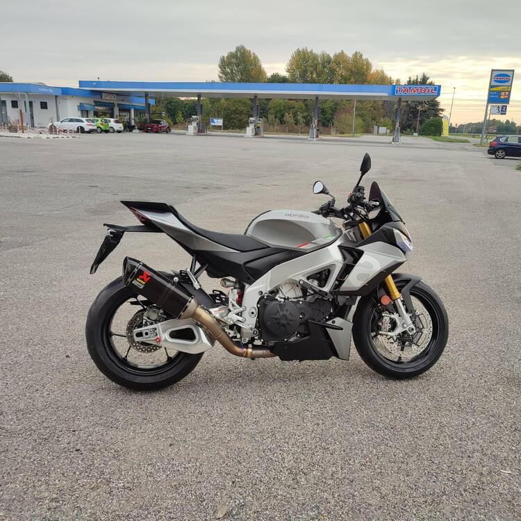 Aprilia Tuono V4 (2021 - 24)