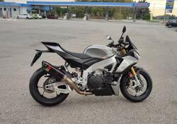 Aprilia Tuono V4 (2021 - 24) usata
