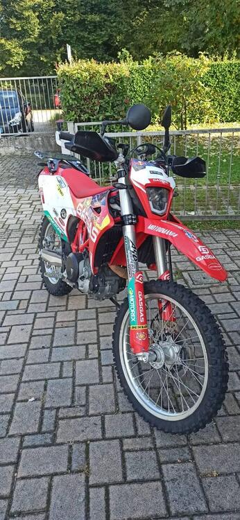 GASGAS ES 700 (2022 - 25) (3)