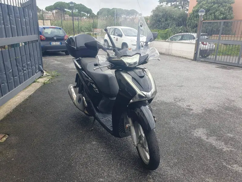 Honda SH 150i (2017 - 19) (2)