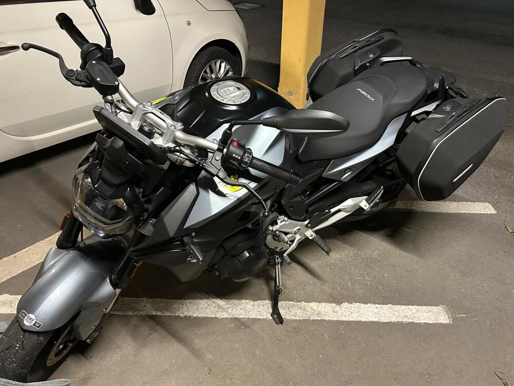 Bmw F 900 R (2021 - 24) (2)