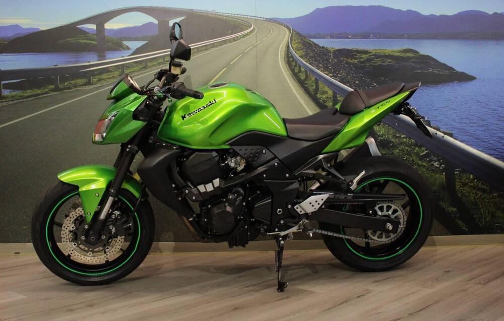 Kawasaki Z 750 (2007 - 14) (3)