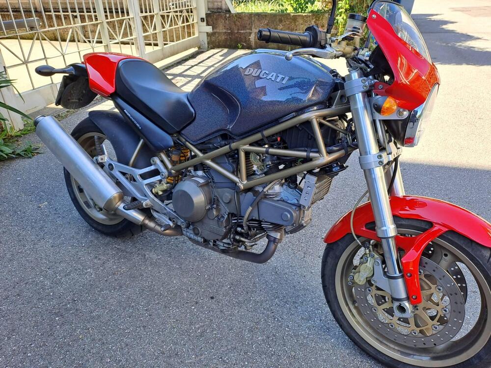 Ducati Monster 900 I.E. (1999 - 02) (2)
