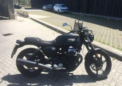 Moto Guzzi V7 Stone (2021 - 24) usata