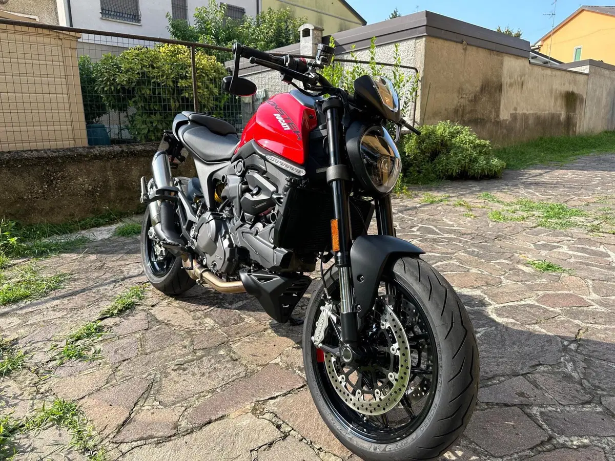 Ducati Monster 937 (2021 - 25) (5)