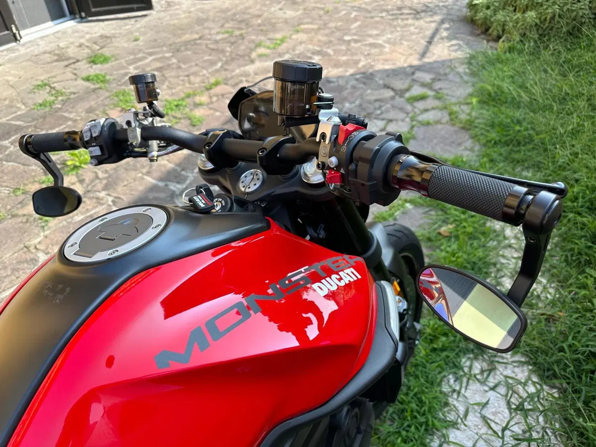 Ducati Monster 937 (2021 - 25)