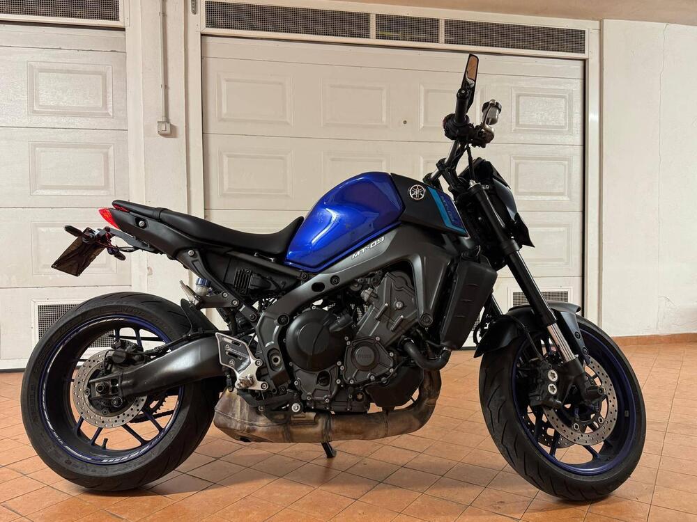 Yamaha MT-09 (2021 - 23) (2)