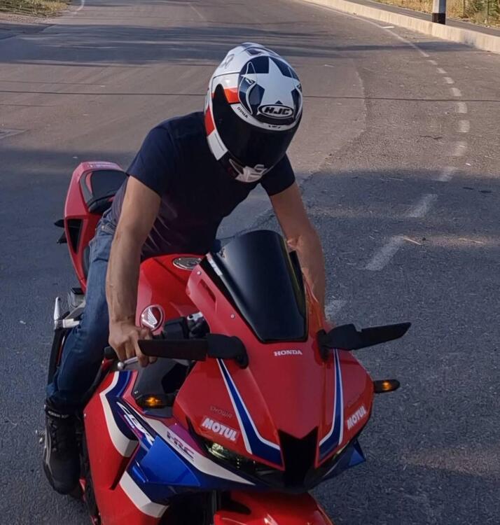 Honda CBR 600 RR (2024 - 25) (2)