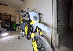 Husqvarna 701 Supermoto (2023 - 25) usata