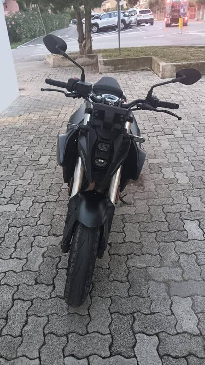 Suzuki GSX-8S (2023 - 24)