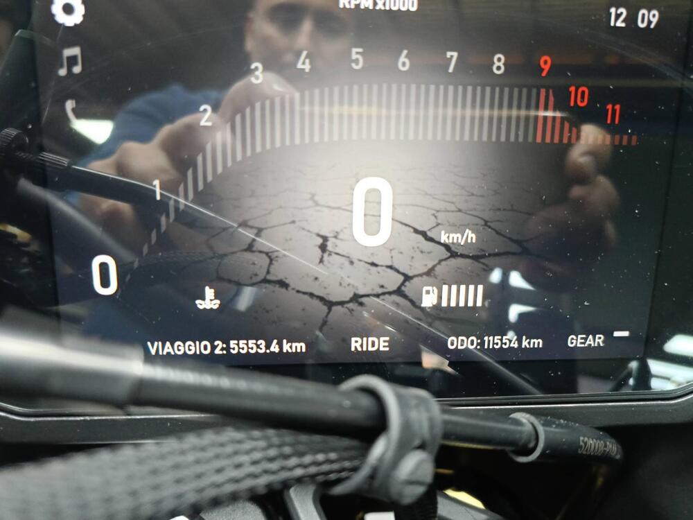 Moto Morini X-Cape 650 (2021 - 25) (3)