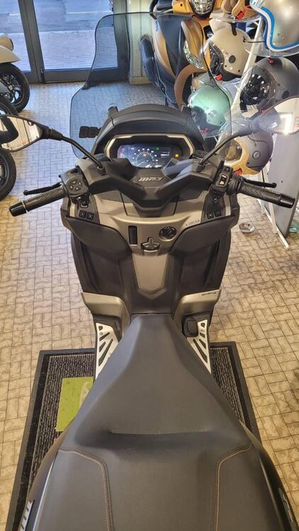Piaggio MP3 530 Hpe Exclusive (2025) (5)