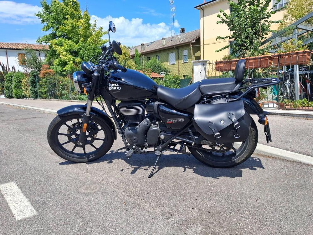 Royal Enfield Meteor 350 Fireball (2021 - 25) (4)