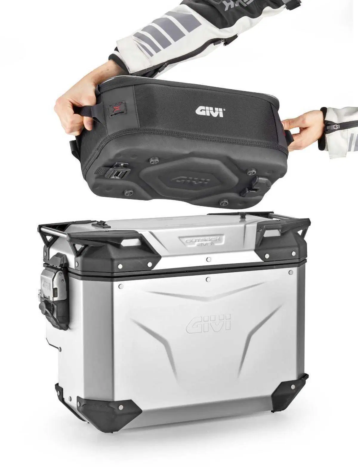 Nuova borsa cargo XL 10 di GIVI (2)