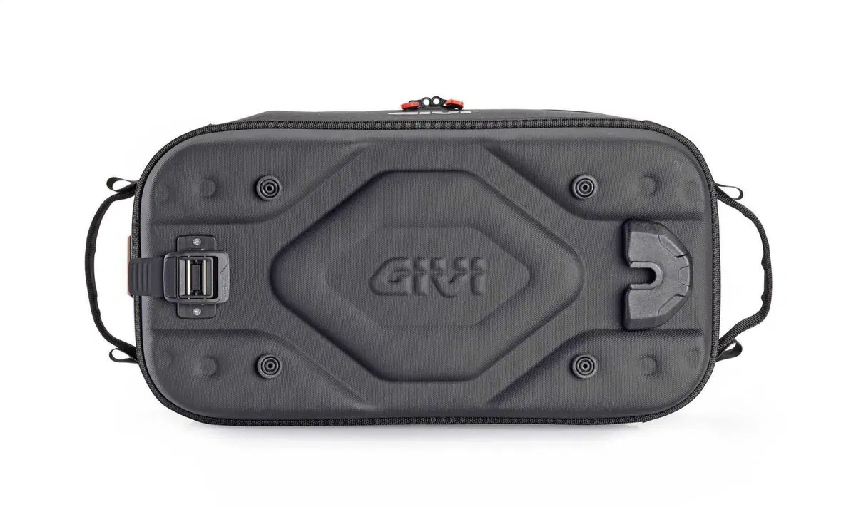 Nuova borsa cargo XL 10 di GIVI (4)