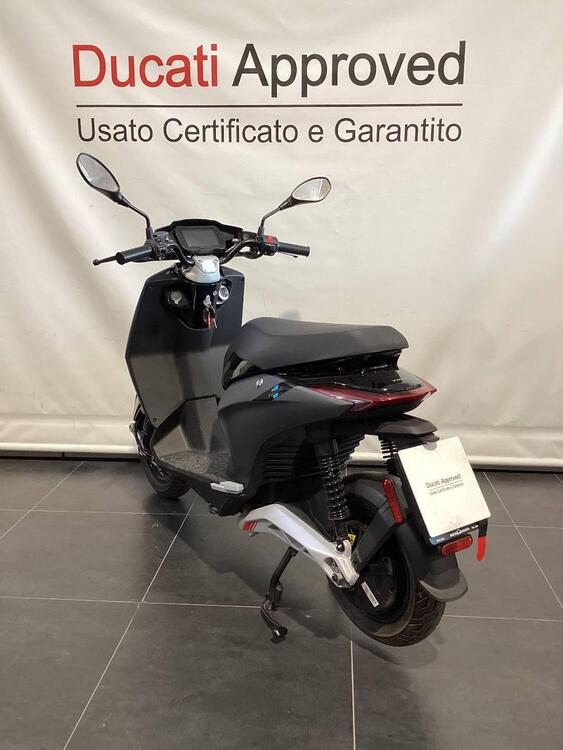 Piaggio 1 Active (2022 - 25) (4)