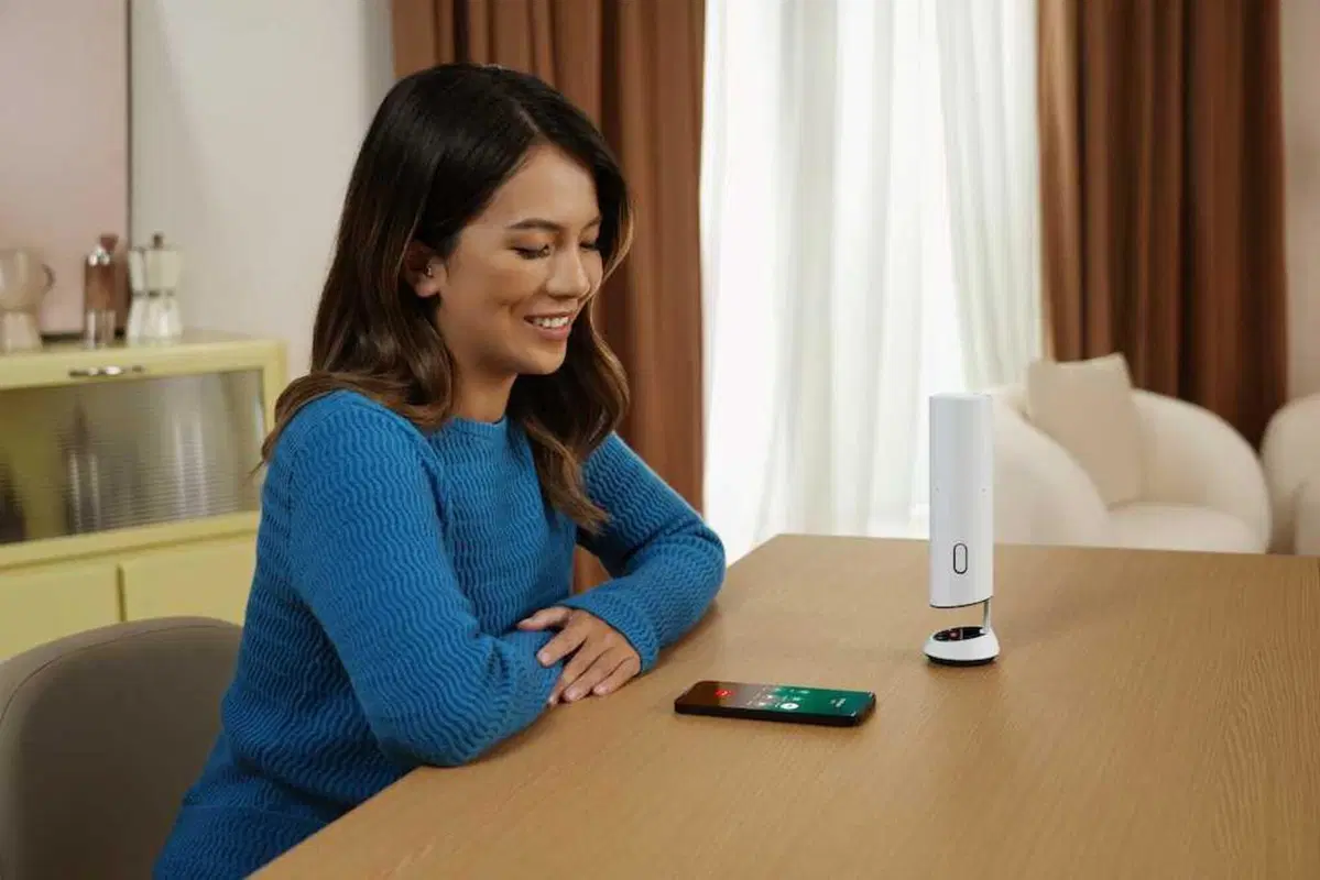 Insta360 Wave: vivavoce con suite di registrazione IA integrata  (4)