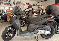 Aprilia Sportcity Cube 300 (2008 - 13) usata