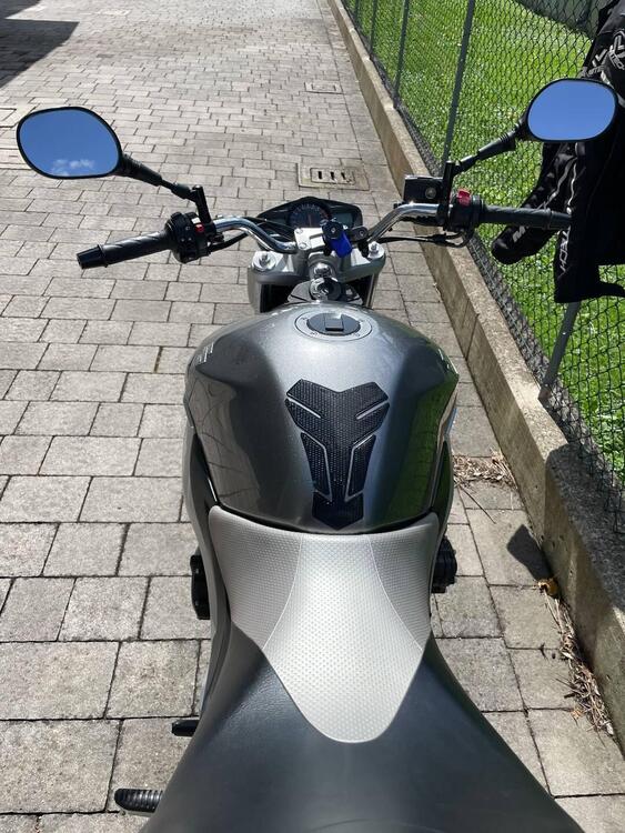 Suzuki GSR 600 (2006 - 11) (3)