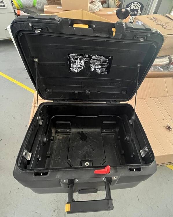 Bauletto BMW Vario per BMW F700GS (4)