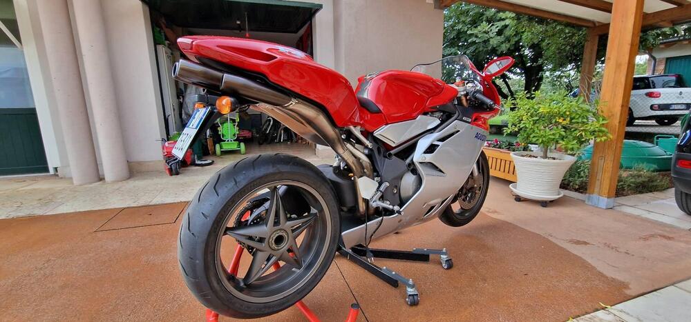 MV Agusta F4 750 S (2000 - 02) (2)