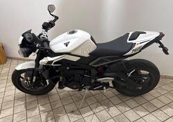 Triumph Street Triple 765 R A2 (2024 - 25) usata