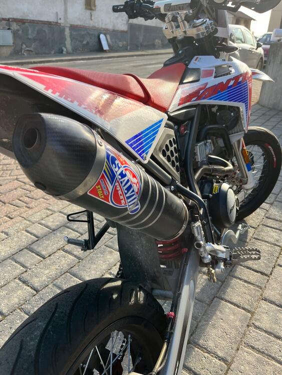 Fantic Motor Motard 125 Performance 4t (2020) (4)