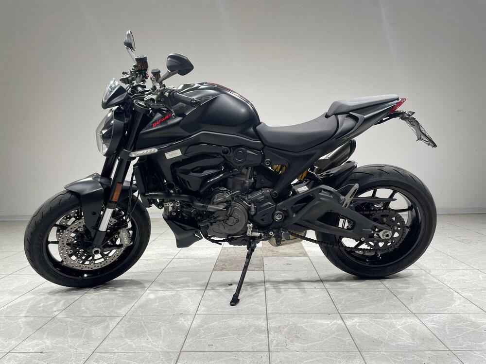 Ducati Monster 937 + (2021 - 25) (2)
