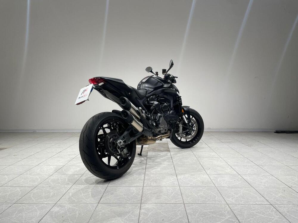Ducati Monster 937 + (2021 - 25) (4)