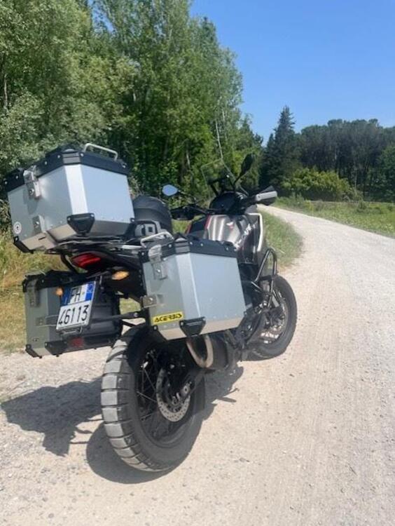 Moto Morini X-Cape 650 (2021 - 25) (2)