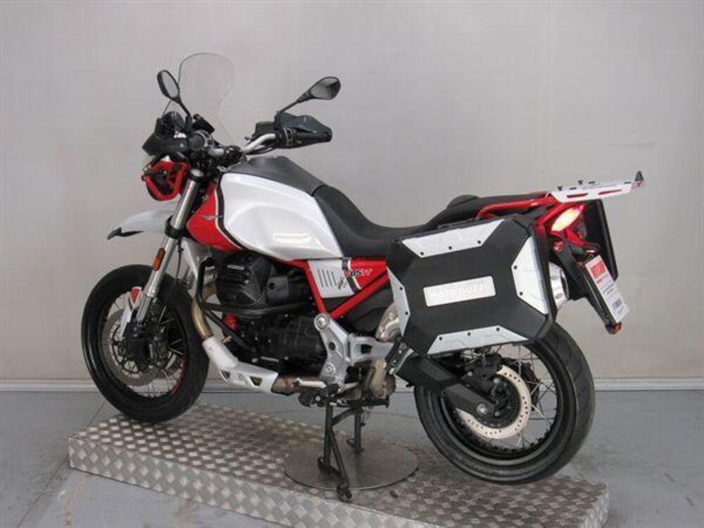 Moto Guzzi V85 TT Evocative Graphics (2019 - 20) (5)