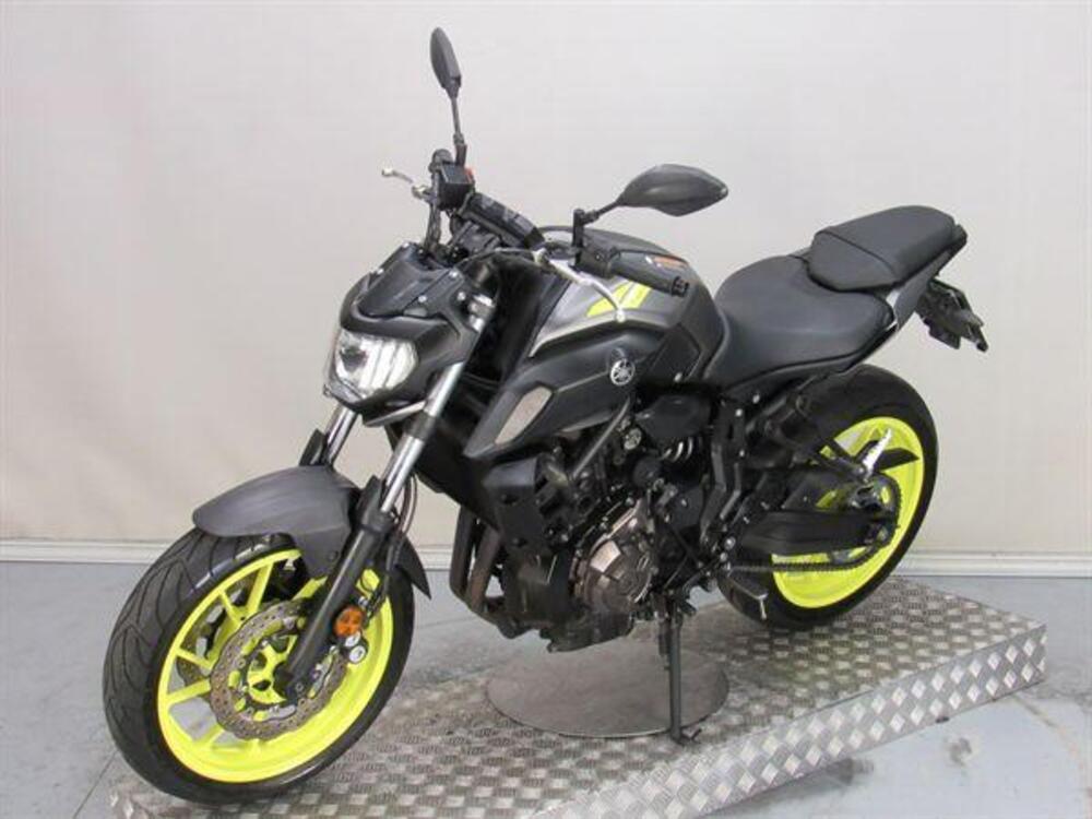 Yamaha MT-07 (2017 - 18) (3)