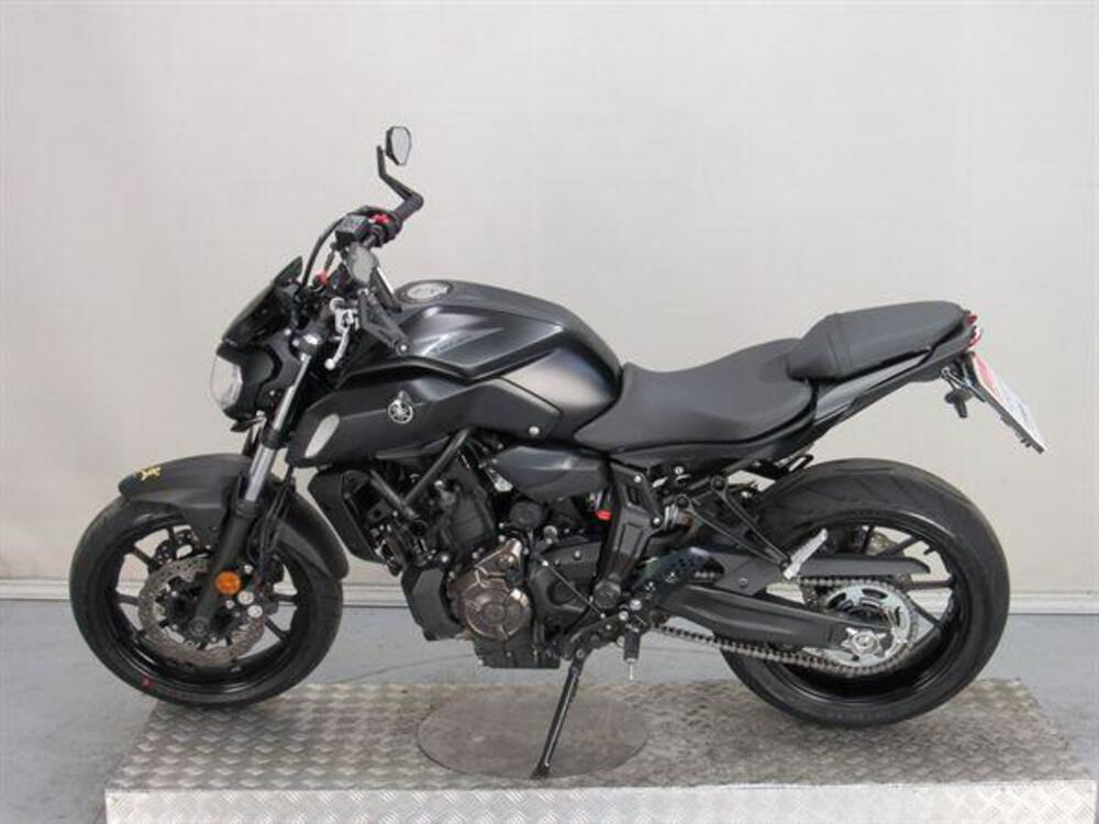 Yamaha MT-07 (2018 - 20) (4)