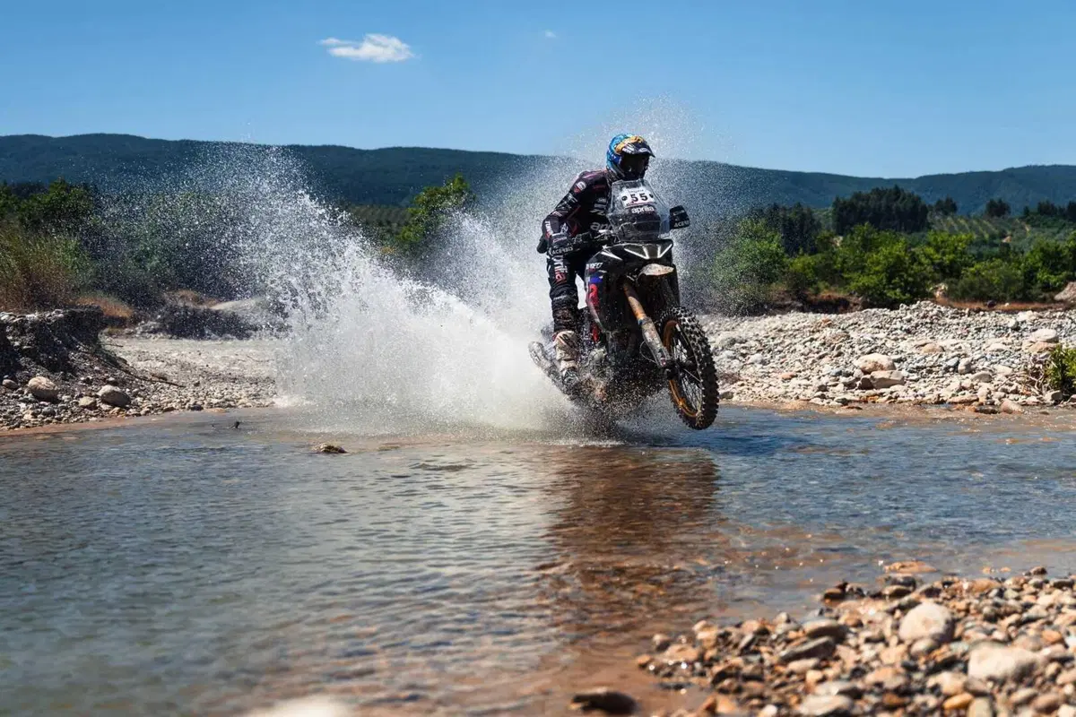 Rally-Raid. Sono quasi italiani, diamo loro una spinta! [VIDEO] (10)