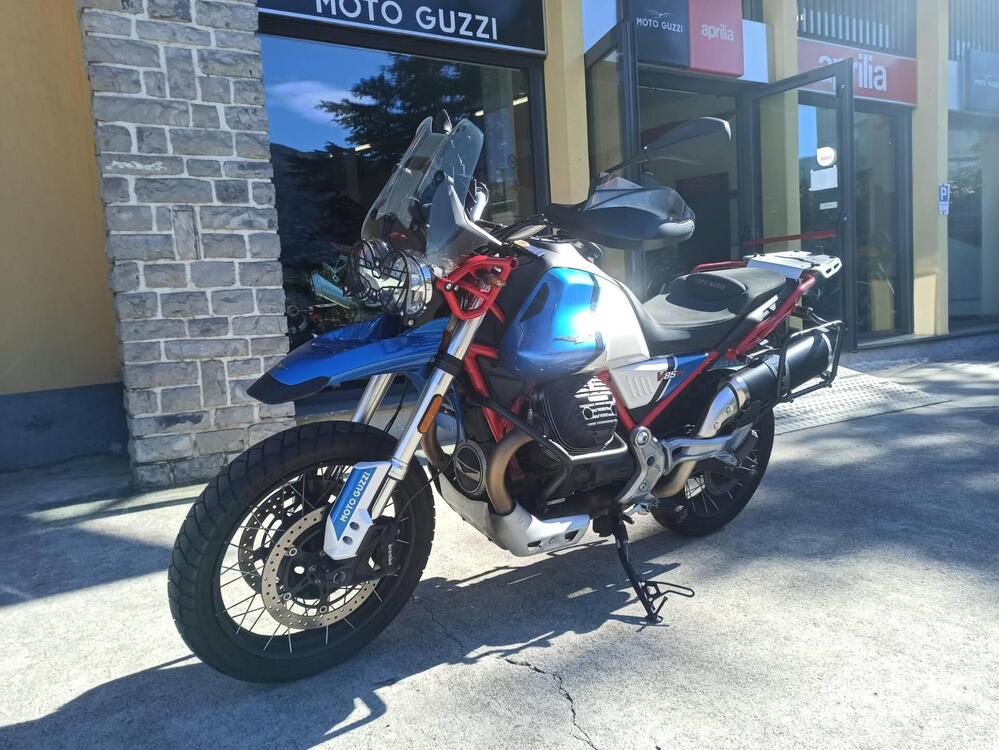 Moto Guzzi V85 TT (2021 - 23) (4)