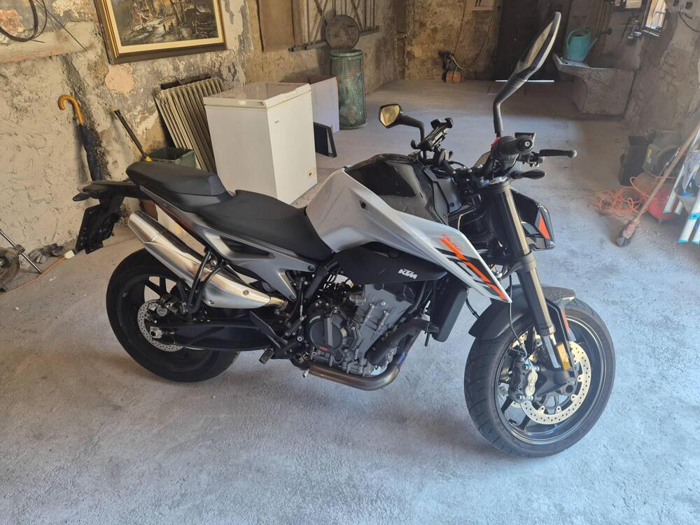 KTM 790 Duke L (2023 - 24)