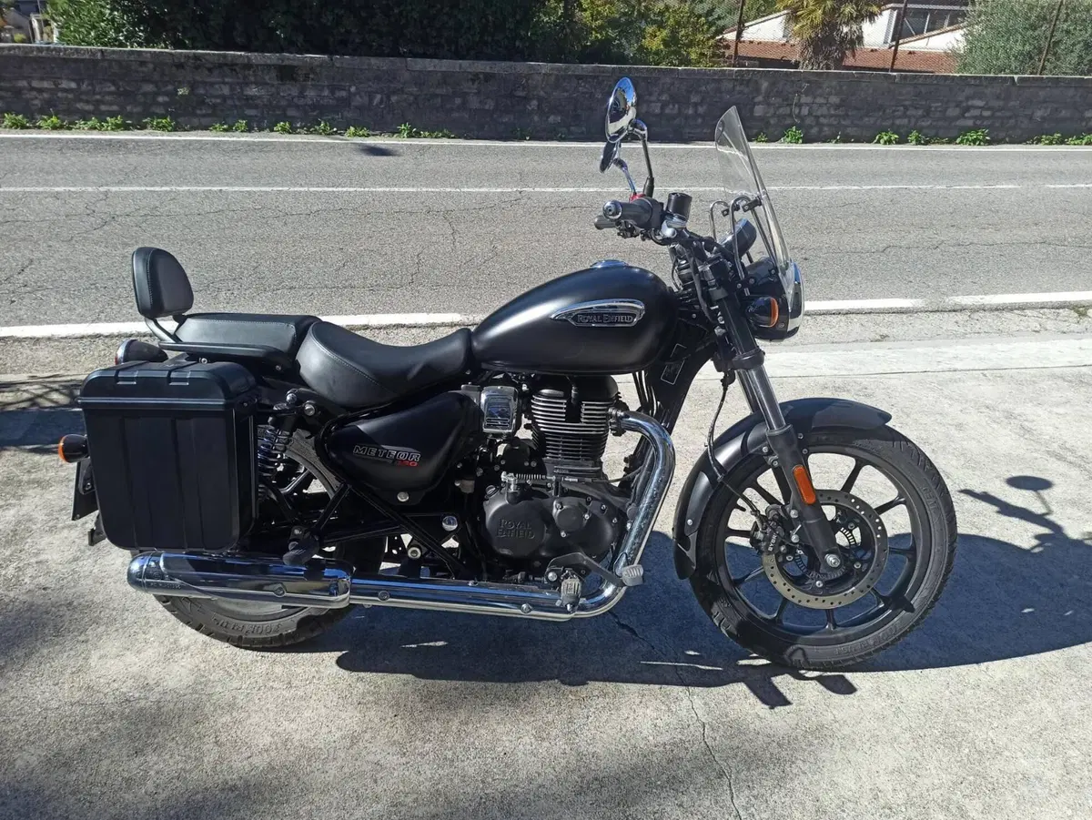 Royal Enfield Meteor 350 (2021 - 26)