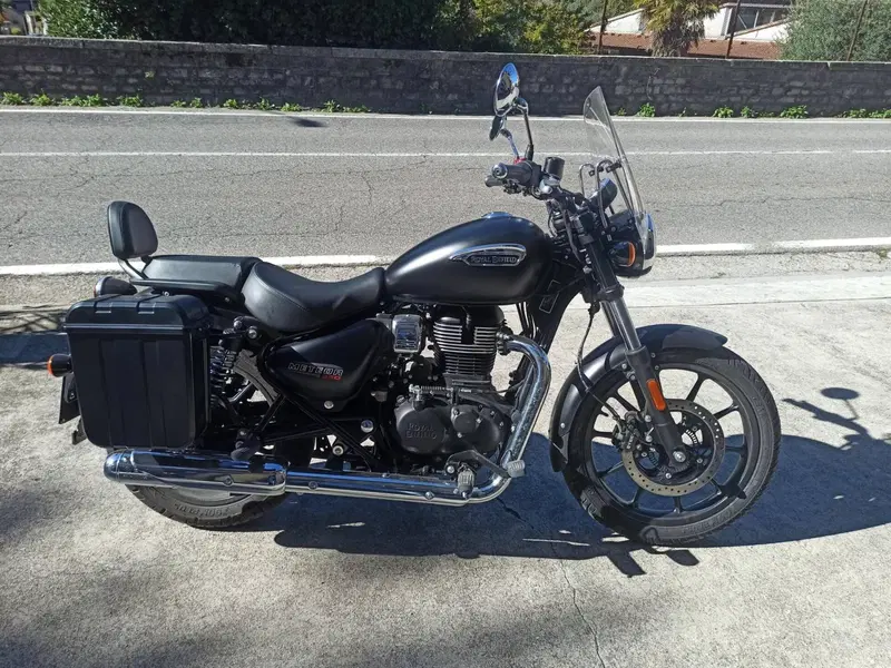 Royal Enfield Meteor 350 (2021 - 26)