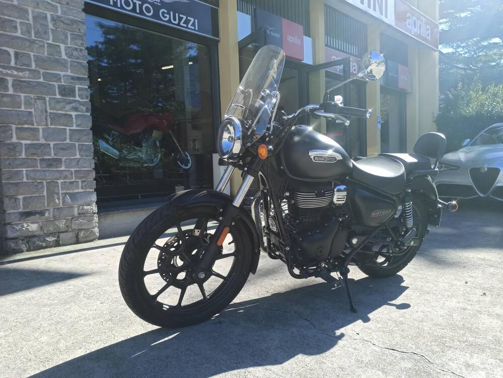 Royal Enfield Meteor 350 Stellar (2021 - 25) (4)