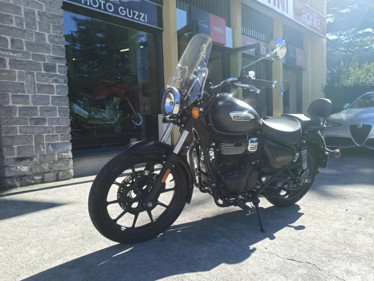 Royal Enfield Meteor 350 (2021 - 26) (4)