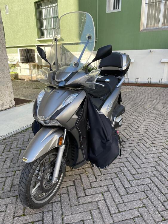 Honda SH 350 (2021 - 24) (3)