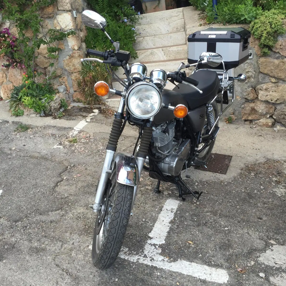 Yamaha SR 400 (2013 - 17) (2)