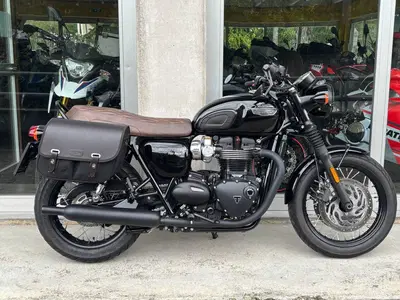 Triumph Bonneville T120 Black (2017 - 20) usata