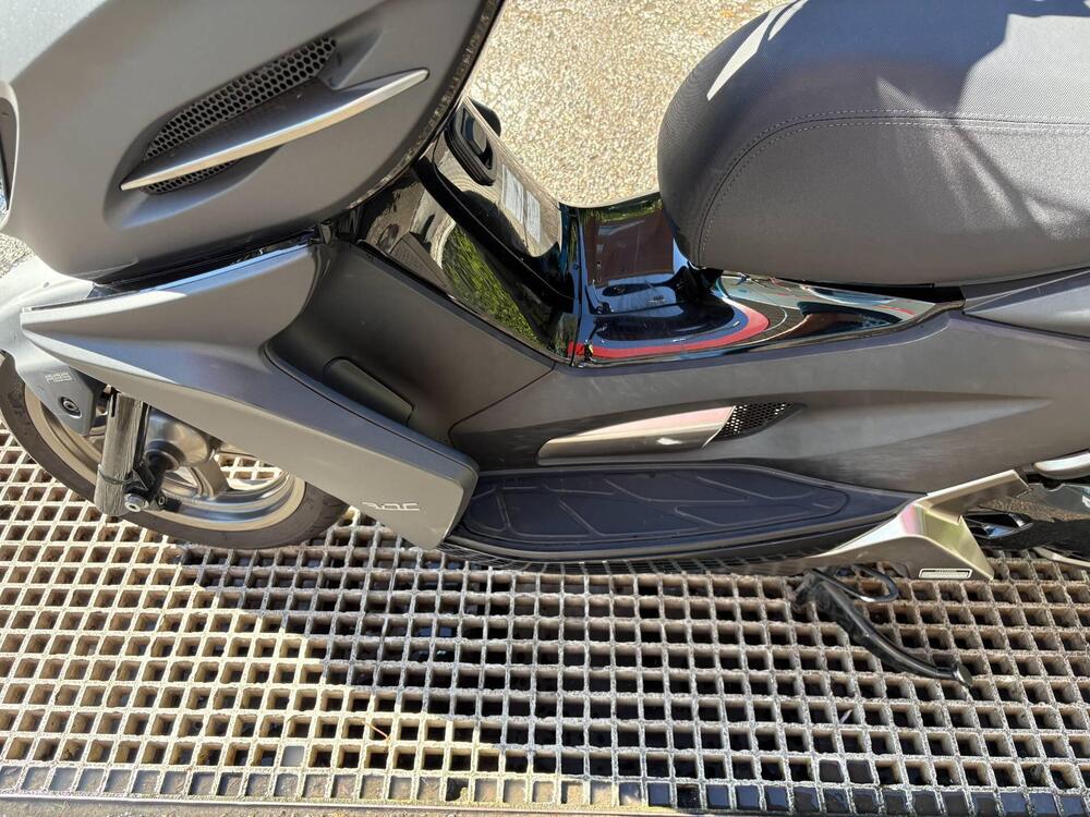 Kymco K-Xct 300i ABS (2012 - 17) (3)