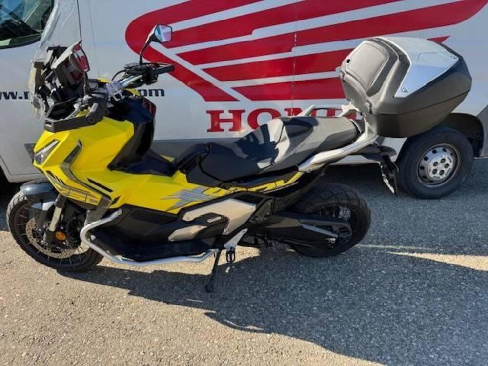 Honda X-ADV 750 Gravel (2025) (2)
