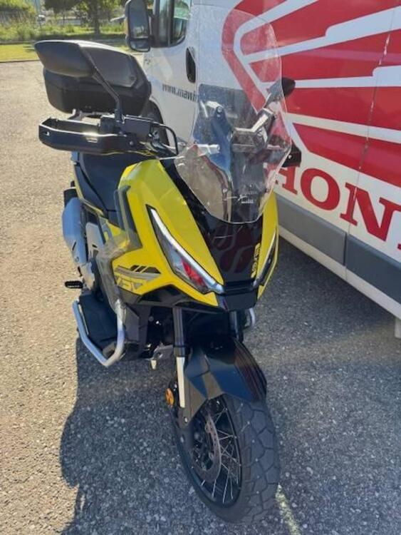 Honda X-ADV 750 Gravel (2025) (3)