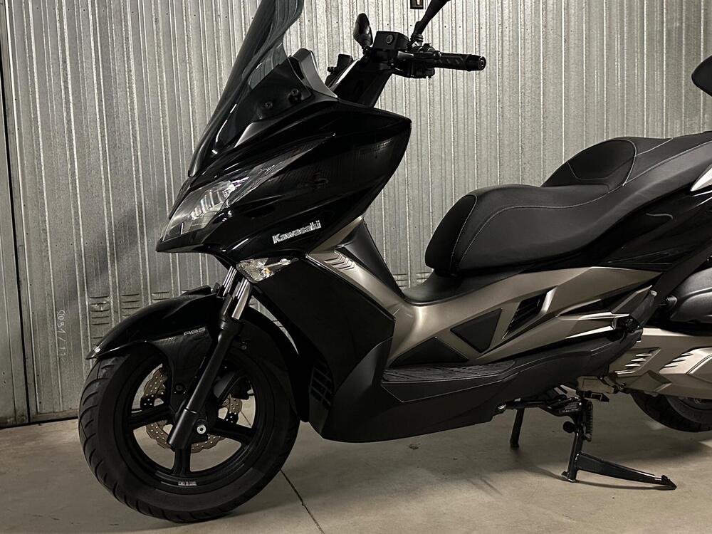 Kawasaki J 300 (2017 - 21) (4)