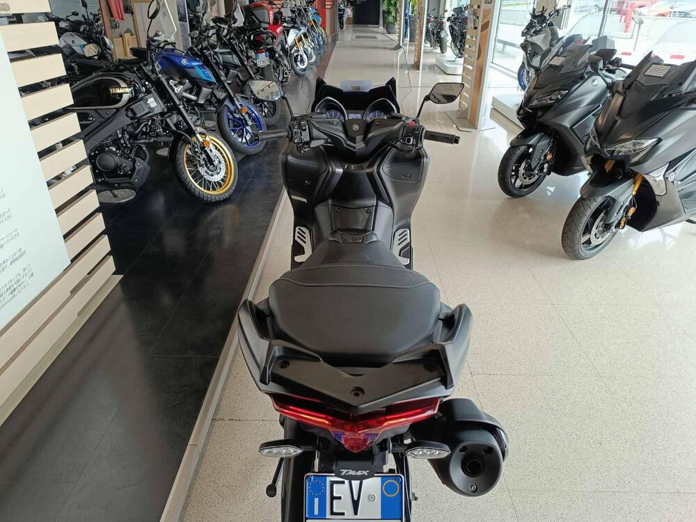 Yamaha T-Max 560 Tech Max (2020) (3)